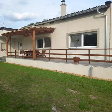 Ubytovani Pod Bilym Vrskem Lägenhet *